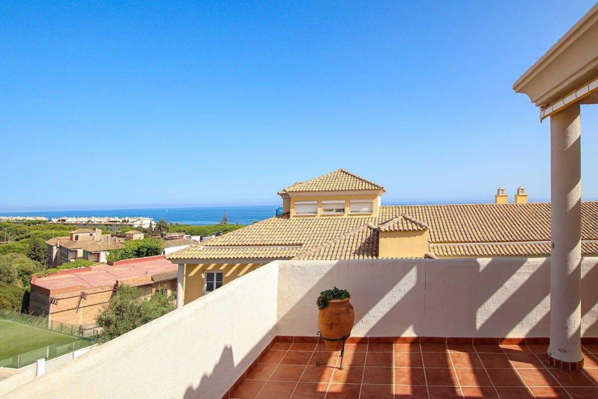 Apartmán Precioso Atico En Cabopino - Marbella Exteriér fotografie